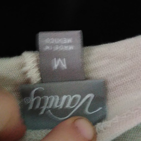 Bejeweled vanity shirt - Picture 6 of 6